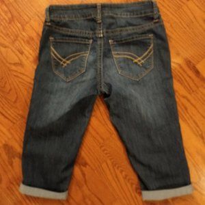 Red Camel denim capris jeans
